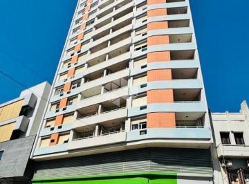 Apartamento · 123m² · 2 Quartos · Excelente apartamento à venda no Edifício Província, localizado em pleno centro de Santa Maria, com 