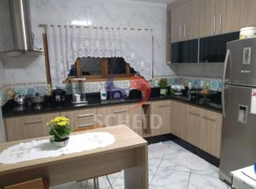Casa · 110m² · sobrado maravilhoso, dois quartos, com armarios, suite, cozinha planejada,.