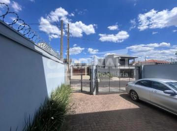 Casa · 187m² · 3 Quartos · 2 Vagas · Casa Padrão em São Carlos
