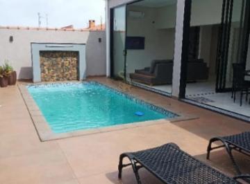 Casa · 360m² · 3 Quartos · 4 Vagas · Casa de alto padrão para venda no Bairro Ribeirania, em Ribeirão Preto/SP.