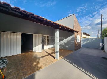 Casa · 220m² · 3 Quartos · 3 Vagas · Casa padrão em Bady Bassitt