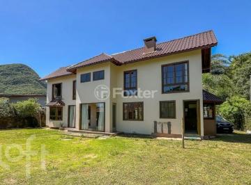 80387364 · Casa em Condomínio, 6 dormitórios, 220 m², em Pântano do Sul