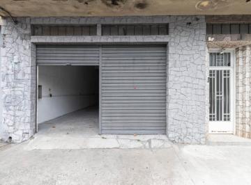 Comercial · 85m² · 2 Quartos · 1 Vaga · Loja na Rua Visconde de Taunay, N. 318 • 85 m²