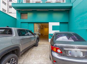 Comercial · 140m² · 2 Quartos · 2 Vagas · Sala comercial na Rua Nova Cidade, N. 195 • 140 m²