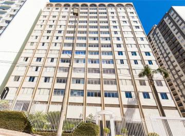 Apartamento de 4 quartos, Curitiba · Apartamento à venda no Centro 4 quartos 1 suíte 2 vagas