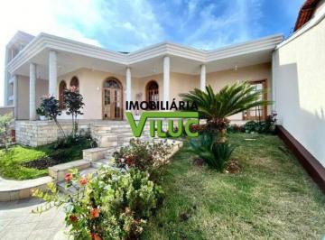 Casa · 390m² · 4 Quartos · Casa à venda - no Castelo