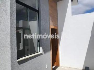 Área externa · Casa Geminada de 3 quartos à venda no Planalto!