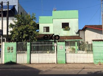 Casa · 190m² · 6 Quartos · 2 Vagas · Casa à venda centro de Valença BA - 2 Pavimentos