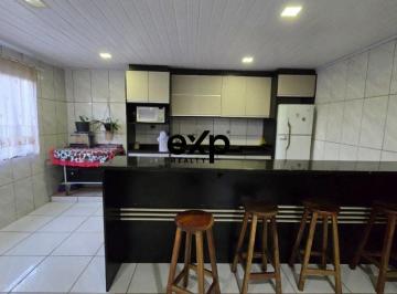 Casa · 230m² · 3 Quartos · 4 Vagas · CHACARA CASA CENTRO AGUDOS DO SUL