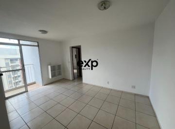 Apartamento · 71m² · 2 Quartos · 1 Vaga · Apartamento 2 Quartos com Suíte, Sacada e Lazer - Condomínio Ville Rubi