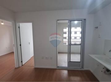 Apartamento · 29m² · 2 Quartos · Excelente apartamento, 2 quartos, cozinha, 1 banheiro, serviços de lavanderia, churrasqueira, sacada