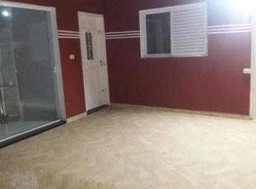 Comercial en Venda Jardim Baronesa · OFerta Excelente prédio comercial 1km da Sta Terezinha em AVENIDA 250m2