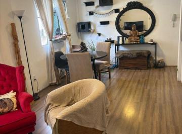 Apartamento de 2 quartos, São José · Apartamento reformado de 2 quartos em Campinas- São José/SC