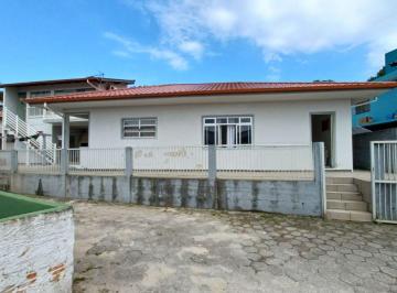 Casa de 3 quartos, Florianópolis · Casa á venda de 3 quartos próximo do mar no Ribeirão da Ilha/SC