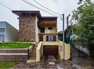Foto 01 · Imperdível: Casa à venda em Porto Alegre-RS, Vila Ipiranga - 3 quartos, 1 suíte, 5 banheiros, 2 vaga