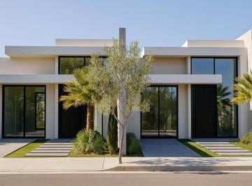 Casa · 102m² · 3 Quartos · 2 Vagas · Casa à venda em Farroupilha, Belvedere - 3 dormitórios, suíte, churrasqueira e 2 vagas de garagem