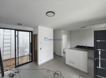 Casa · 80m² · 3 Quartos · 2 Vagas · Sobrado à venda com 3 quartos e 2 vagas no Jabaquara.