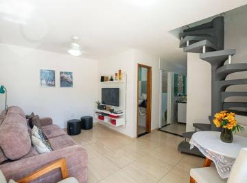 18e9228d54aa3ed29f3af0283050c01cc564dfb2 · Casa com 2 dormitórios com garagem à venda, 70 m² por R$ 420.000 - Itaipu - Niterói/RJ