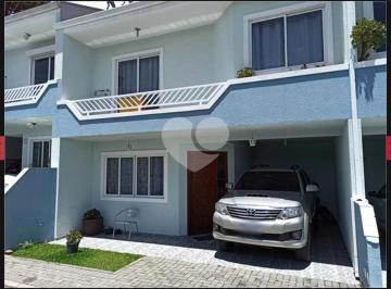 Casa de 3 quartos, Curitiba · Casa con 111 m² de terreno, 3 quartos en venda en Guaíra