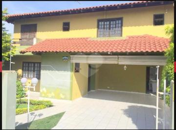 Casa de 3 quartos, Curitiba · Sobrado de 600m² a venda no Santa Felicidade
