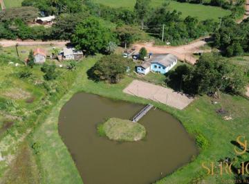 Rural , Triunfo · CHÁCARA A 4 KM DO ASFALTO COM CASA , AÇUDE E QUADRA DE VOLEI DE AREIA.