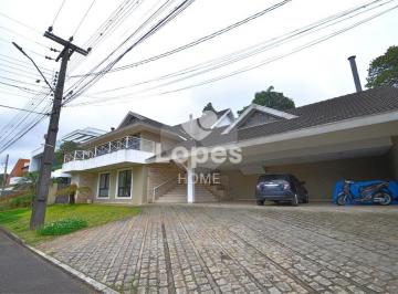 Casa de 5 quartos, Curitiba · Residência de Alto Padrão com Piscina Aquecida em Condomínio Exclusivo.
