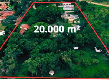 Casa de 5 quartos, Brasília · CONDOMÍNIO EXCLUSIVO- 3(três) CASAS- ÁREA de 20.000M2-Residências de familias- embaixadas e empresas