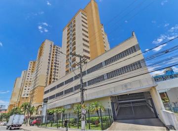 Casa · 33m² · 1 Vaga · Sala Comercial em Partenon
