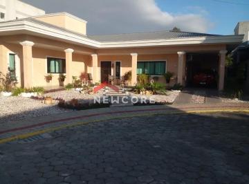 Casa · 210m² · 3 Quartos · 4 Vagas · Casa em R.5145- Praia Alegre - Centro - Balneário Piçarras/SC
