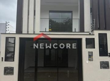 Casa · 113m² · 3 Quartos · 1 Vaga · Sobrado em  Rua Raio de Sol - Centro - Balneário Piçarras/SC