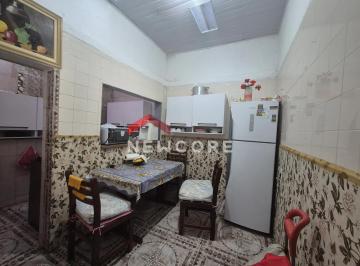 Casa Venda de 2 quartos · Casa em Rua Nilo Soares Ferreira - Centro - Peruíbe/SP