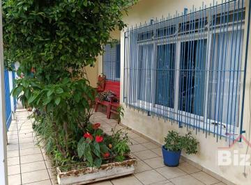 5f85c60d0ec79cc03cc4806ceb66929b9db217c4 · Boa casa em uma ótima região no Jardim Pitangueiras