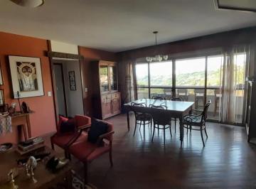 Apartamento · 180m² · 4 Quartos · 2 Vagas · Oportunidade - Apartamento - Centro - Residencial Por do Sol - 4 Dormitórios - 180m².