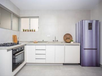 Apartamento de 3 quartos, Curitiba · Apartamento Reformado no Batel, 03 quartos com suíte, 102m