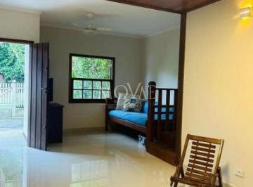 Casa · 227m² · 2 Quartos · 1 Vaga · Linda casa em condomínio no Caborê - 2 suítes, área gourmet e localização privilegiada!