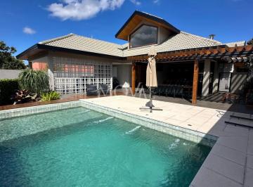 Casa · 1030m² · 4 Quartos · 4 Vagas · Casa térrea em condomínio de Alto padrão - Mobiliada