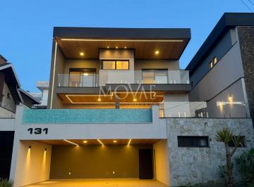 Casa · 450m² · 5 Quartos · 4 Vagas · Casa de alto padrão para locação em condomínio fechado - Vista para a Serra da Mantiqueira