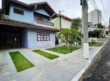 Casa · 280m² · 4 Quartos · 3 Vagas · Sobrado com 04 dormitórios e 02 Suítes no Condomínio Altos da Serra 4 - Urbanova - São José dos Camp