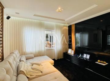 Casa · 360m² · 5 Quartos · 2 Vagas · Casa Condomínio em São José dos Campos