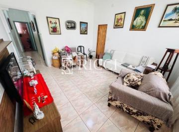 Casa com 2 quartos e 2 banheiros na Ponta da Praia · Casa 2 quartos à venda na Ponta da Praia Santos | RICCI