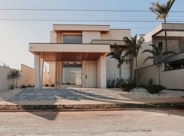 Casa de 3 quartos, Brasília · Casa Alto Padrão – 3 Suítes - Jardim Botânico