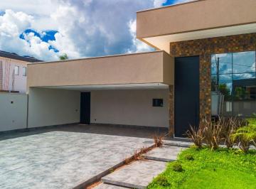 Casa de 3 quartos, Vicente Pires · Belíssima Casa Disponível para Venda em Condomínio na Rua 5 em Vicente Pires