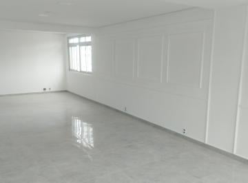 Se você busca privacidade absoluta, espaço e acabamento impecável, este apartame · Relíquia em Santo André: reformado, amplo e com 4 suites