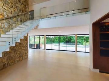 Casa de 5 quartos, Barueri · Casa sobrado alto padrão à venda no Condomínio Alphaville Conde II em Barueri - SP