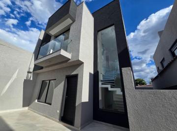 Casa de 4 quartos, Curitiba · Sobrado com 4 dormitórios e 113 m² no Barreirinha