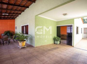 Casa de 3 quartos, Sobradinho · CASA/ QUADRA 01 / SOBRADINHO/ 3 QUARTOS 1 SUÍTE / ACEITA FINANCIAMENTO E FGTS / 61 3595 1212
