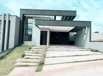 Casa · 225m² · 4 Quartos · CASA 4 QUARTOS SENDO 2 SUÍTES E 1 COM CLOSET CONDOMÍNIO HELENA MARIA