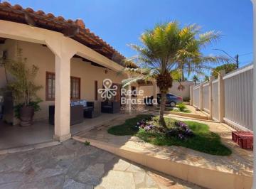 casa-condominio-4-quartos-venda-vicente-pires-vicente-pires-df · Casa à Venda em Vicente Pires, Rua 1 no Jóquei, 4 Quartos, Lote de 800m² e Lazer Completo