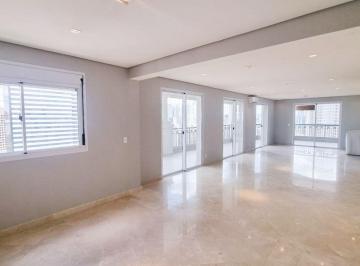 Apartamento de 3 quartos, São Paulo · Apartamento com 3 Quartos e 5 banheiros para Alugar, 240 m² por R$ 35.000/Mês
