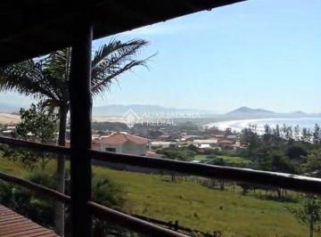 Casa · 300m² · 3 Quartos · Imóvel Exclusivo com Vista Panorâmica na Praia da Ribanceira - Ribanceira, Imbituba/SC